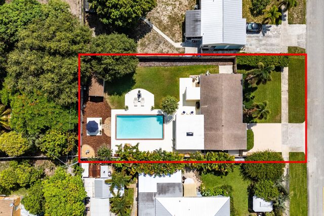 141 Date Palm Drive, Lake Park, FL 33403