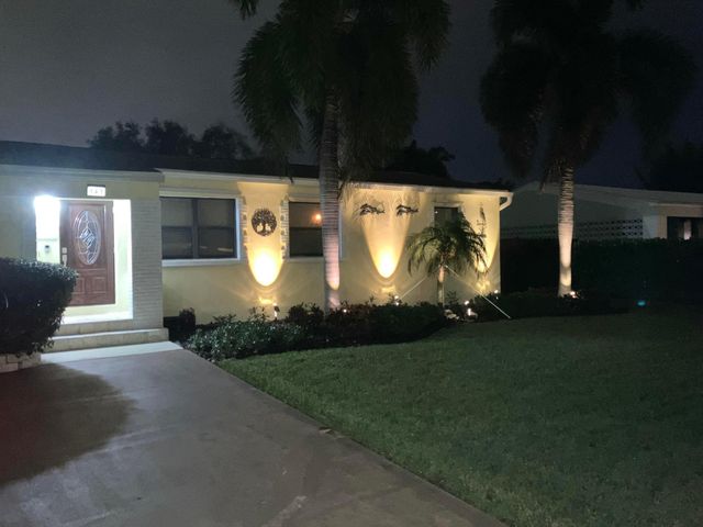 141 Date Palm Drive, Lake Park, FL 33403