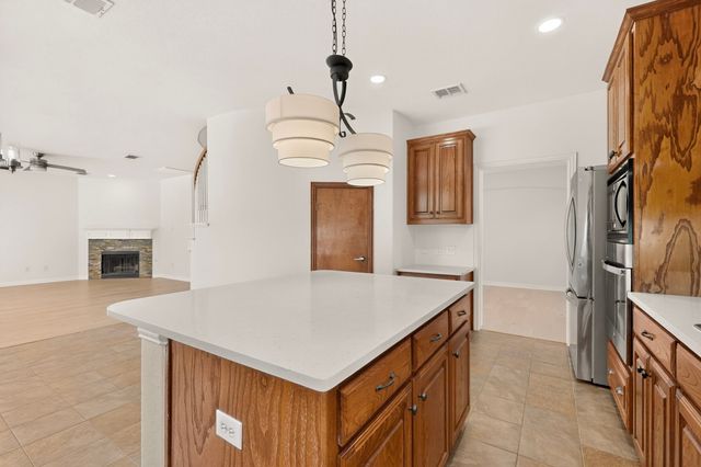 4304 Harpers Ferry Drive, Grand Prairie, TX 75052