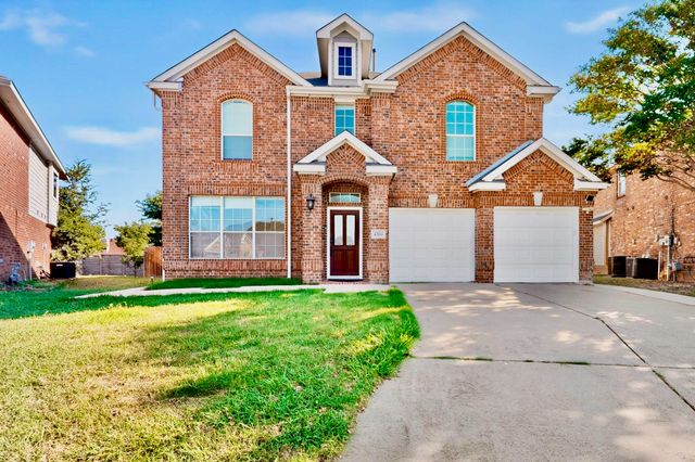 4304 Harpers Ferry Drive, Grand Prairie, TX 75052