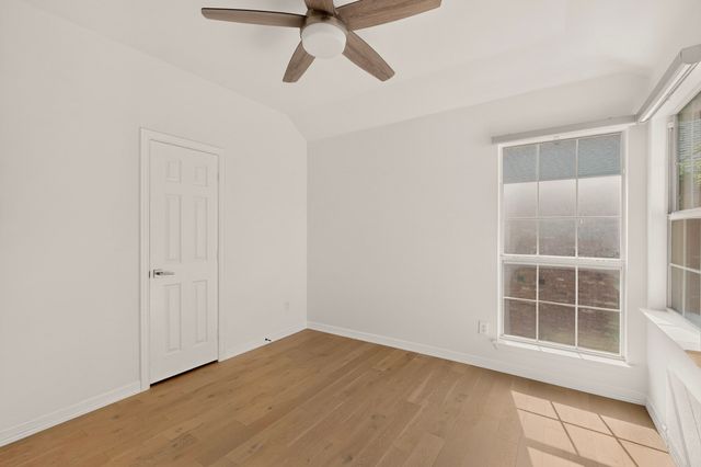 4304 Harpers Ferry Drive, Grand Prairie, TX 75052