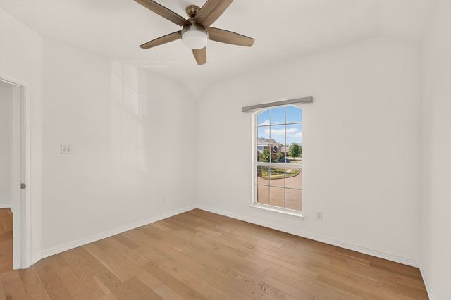 4304 Harpers Ferry Drive, Grand Prairie, TX 75052