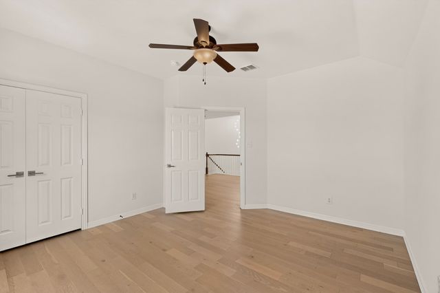 4304 Harpers Ferry Drive, Grand Prairie, TX 75052