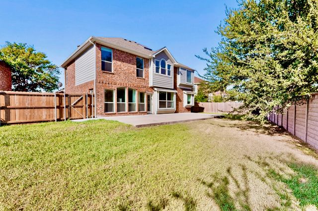 4304 Harpers Ferry Drive, Grand Prairie, TX 75052
