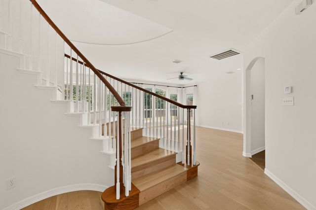 4304 Harpers Ferry Drive, Grand Prairie, TX 75052