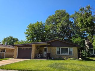 14944 Springfield Avenue, Midlothian, IL 60445
