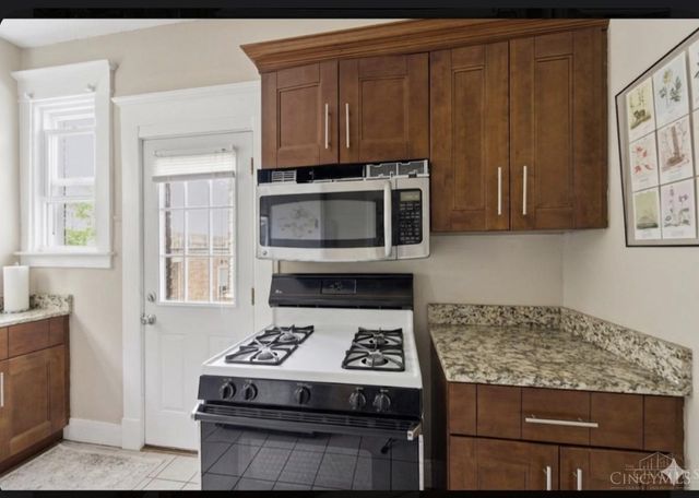 3642 Columbus Avenue, Cincinnati, OH 45208