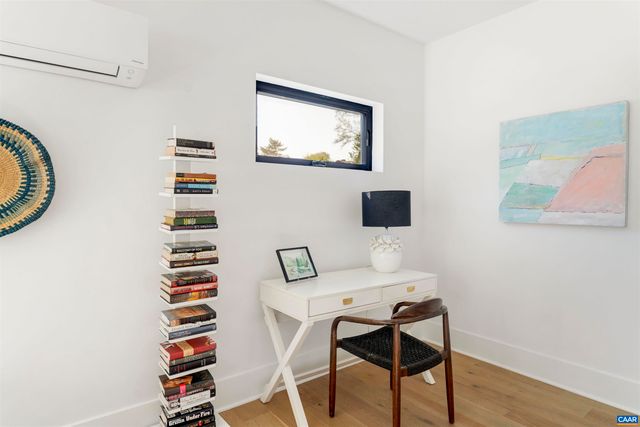 985 5TH ST SW, Charlottesville, VA 22902