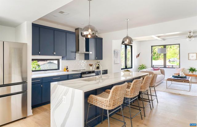 985 5TH ST SW, Charlottesville, VA 22902