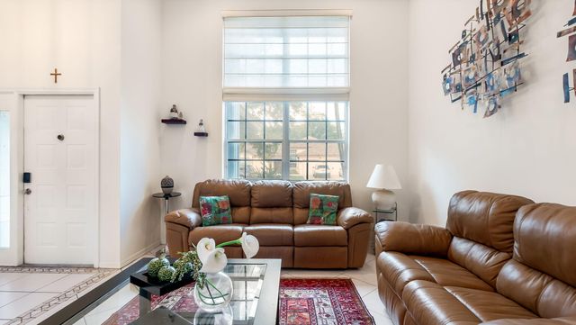 3171 Overlook Road, Davie, FL 33328