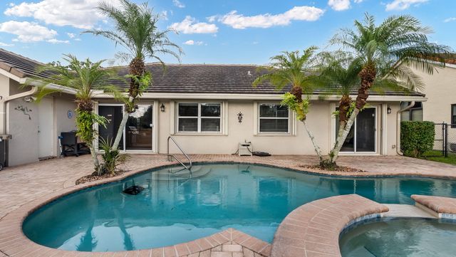 3171 Overlook Road, Davie, FL 33328