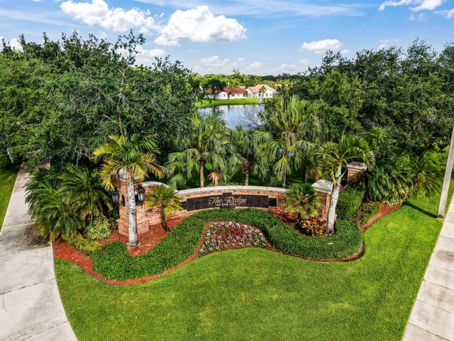 3171 Overlook Road, Davie, FL 33328