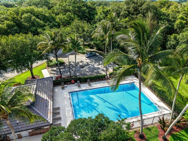3171 Overlook Road, Davie, FL 33328