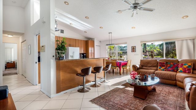 3171 Overlook Road, Davie, FL 33328
