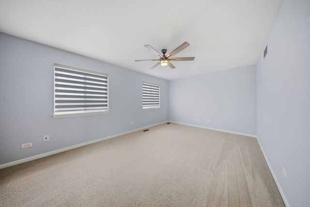 121 AUGUSTA Drive, Streamwood, IL 60107