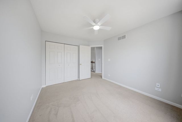 121 AUGUSTA Drive, Streamwood, IL 60107