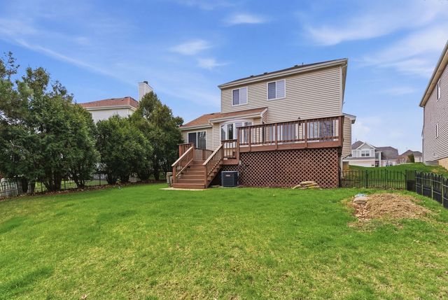 121 AUGUSTA Drive, Streamwood, IL 60107