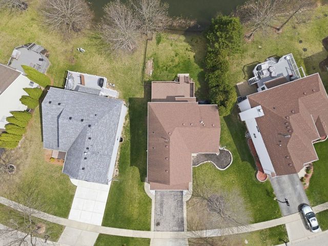 121 AUGUSTA Drive, Streamwood, IL 60107