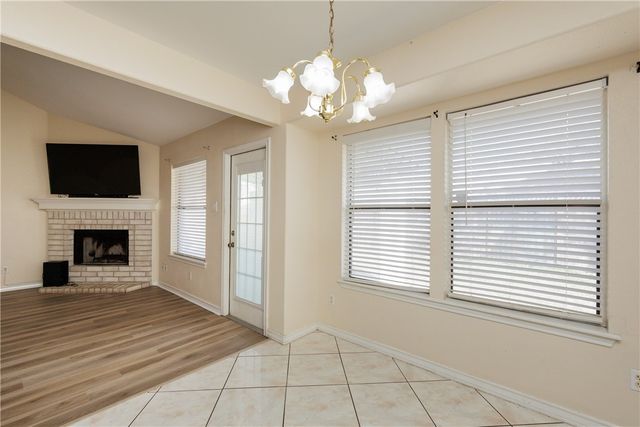 2256 Ivy Dr, Corpus Christi, TX 78418