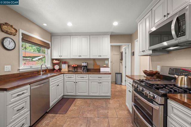 4510 Haag Road, Martinez, CA 94553