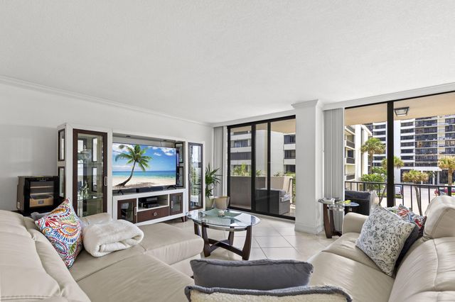 4200 N Ocean Drive 1-204, Riviera Beach, FL 33404