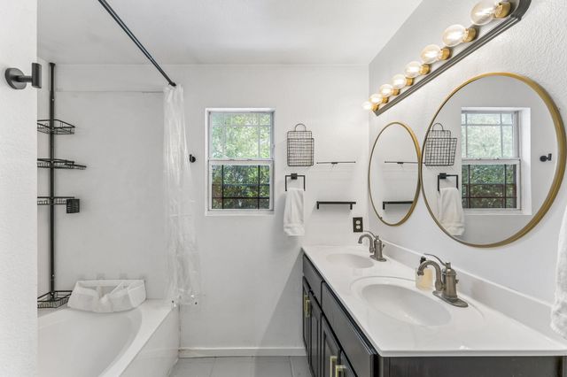 3204 Crownover ST, Austin, TX 78725