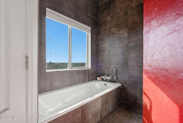 10248 E Buffaloberry Loop, Tucson, AZ 85748
