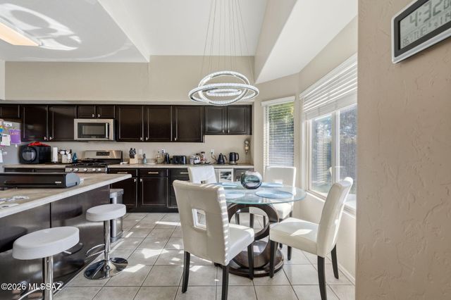 10248 E Buffaloberry Loop, Tucson, AZ 85748