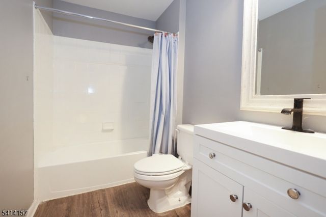 66 Patriot Hill Dr 1, Bernards Twp., NJ 07920