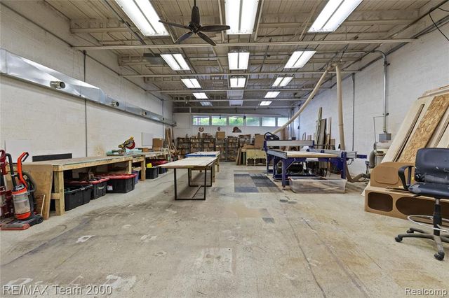 17170 Burgess, Detroit, MI 48219