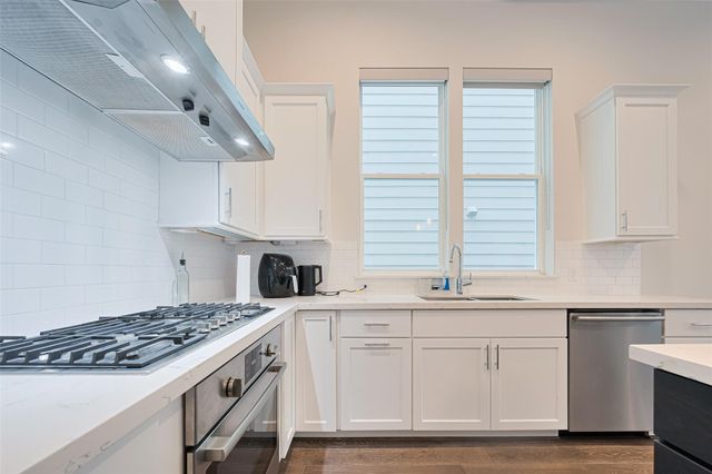 5308 S Capitol Street, Houston, TX 77023