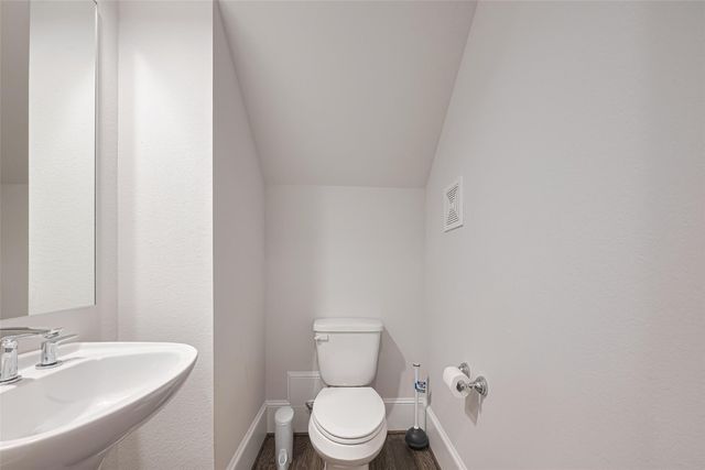 5308 S Capitol Street, Houston, TX 77023