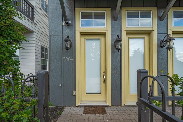 5308 S Capitol Street, Houston, TX 77023