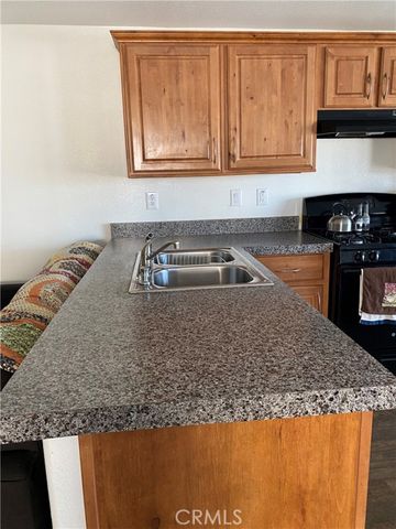 81 6th Street, Needles, CA 92363