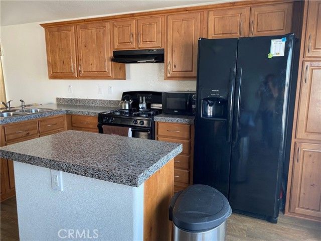 81 6th Street, Needles, CA 92363