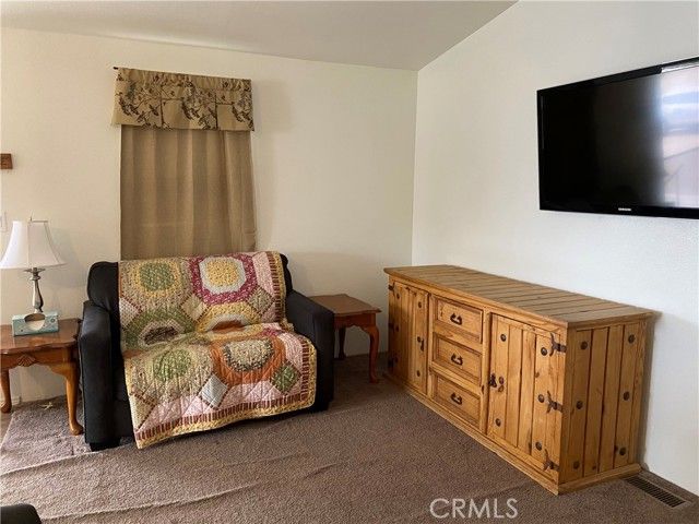 81 6th Street, Needles, CA 92363