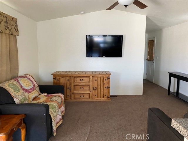 81 6th Street, Needles, CA 92363