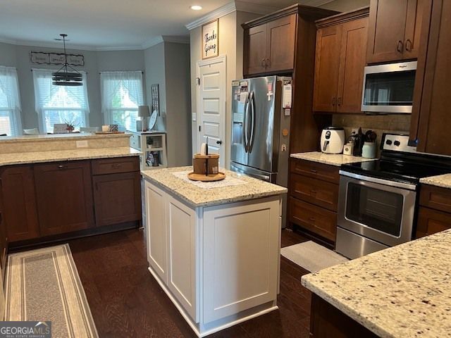 19 Chatham Court, Williamson, GA 30292