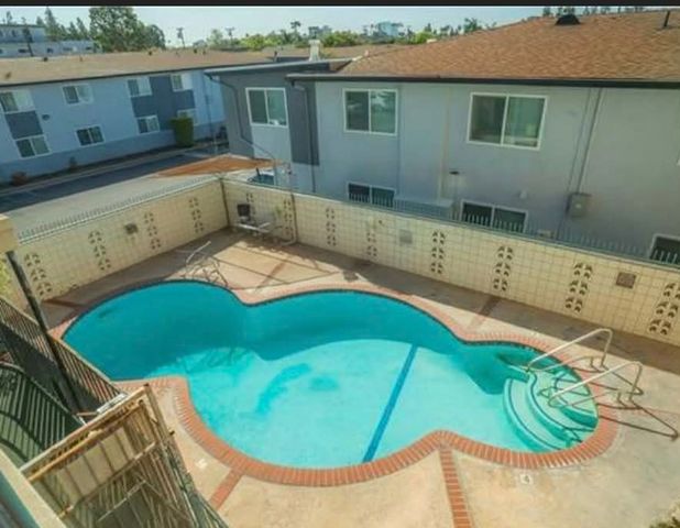 1770 Ximeno, Long Beach, CA 90815