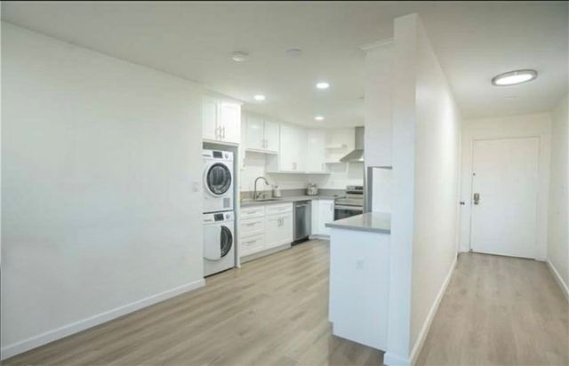 1770 Ximeno, Long Beach, CA 90815