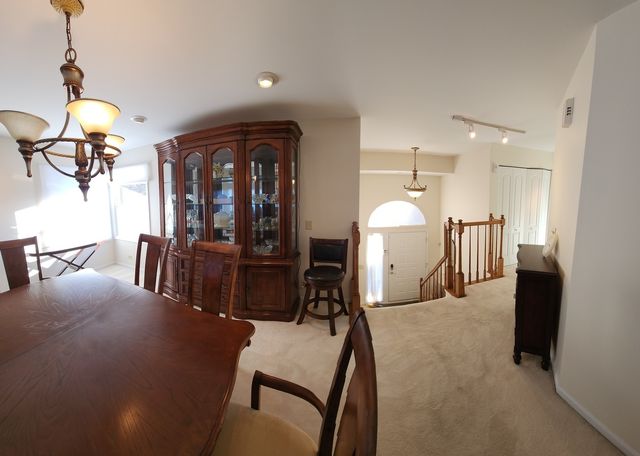 225 Willow Parkway, Buffalo Grove, IL 60089