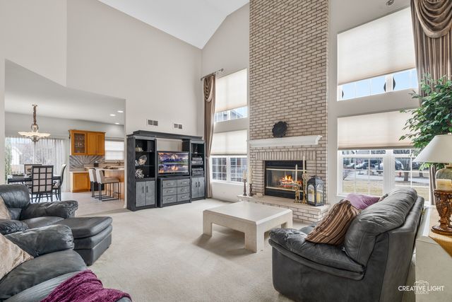 13526 S Golden Eagle Circle, Plainfield, IL 60544