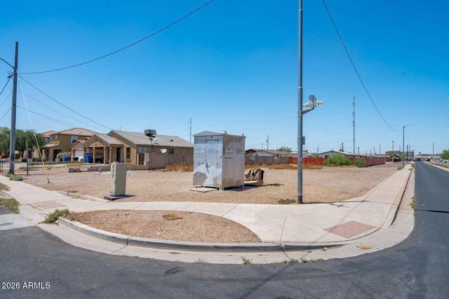 1102 W HADLEY Street 2, Phoenix, AZ 85007
