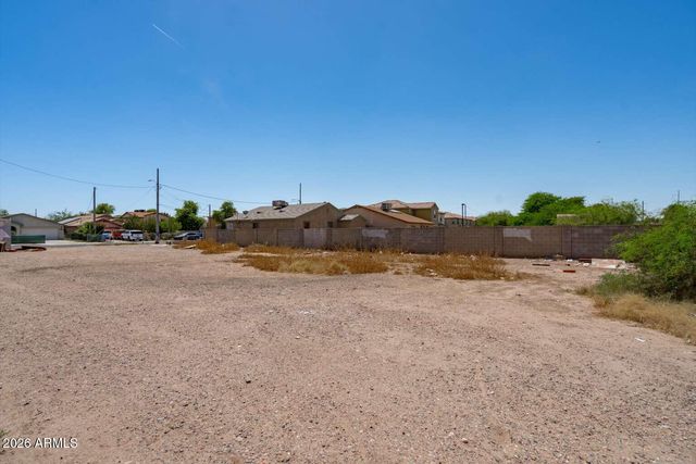1102 W HADLEY Street 2, Phoenix, AZ 85007