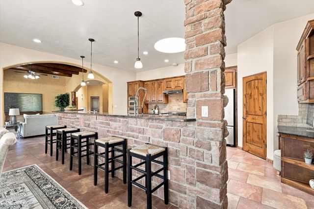 1241 22nd Avenue SE, Rio Rancho, NM 87124