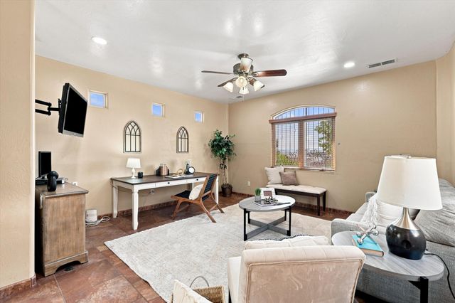 1241 22nd Avenue SE, Rio Rancho, NM 87124