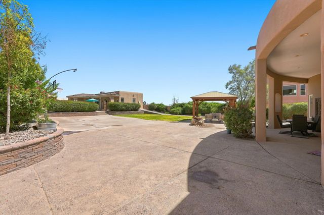 1241 22nd Avenue SE, Rio Rancho, NM 87124