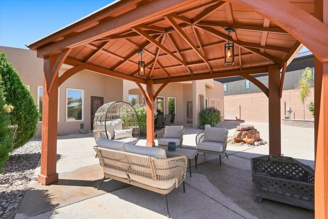 1241 22nd Avenue SE, Rio Rancho, NM 87124