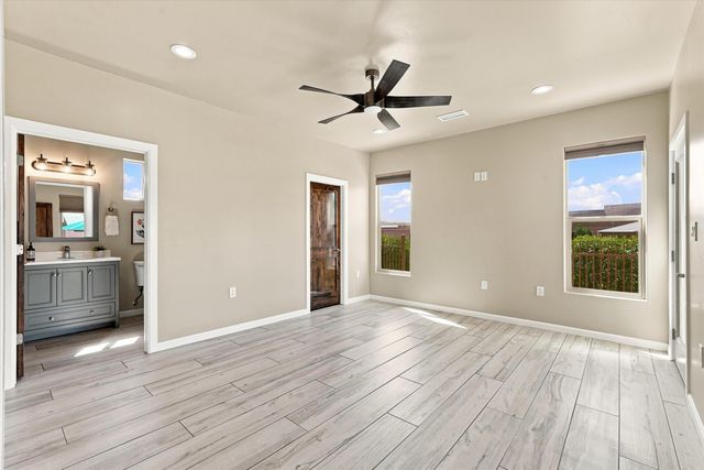 1241 22nd Avenue SE, Rio Rancho, NM 87124