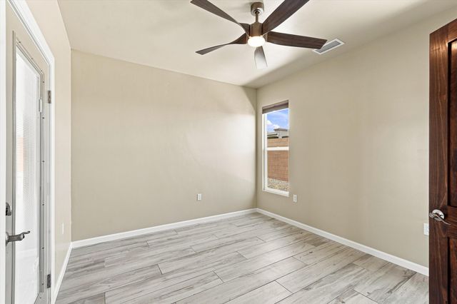 1241 22nd Avenue SE, Rio Rancho, NM 87124
